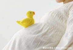 10秒测出怀男孩和女孩，看妊娠线/清宫表/肚