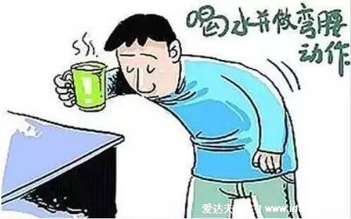 打嗝不止怎么办,教你五个止隔小方法(按摩内关/少商穴)