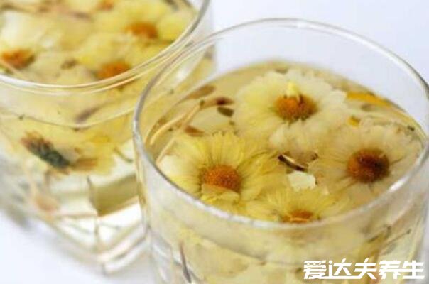 鸡肉不能和什么一起吃,鲤鱼/糯米/红薯/兔肉/菊花