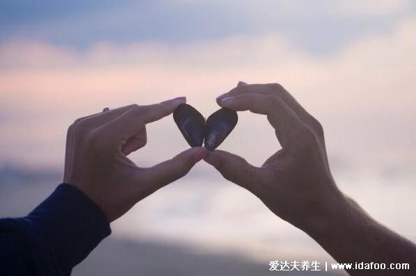焦虑症其实很简单治愈，增强自信是治愈的前提/学会放松和放弃