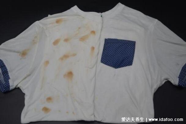衣服上有油渍怎么清洗最有效,妙用洗洁精/面粉/牙膏/滑石粉