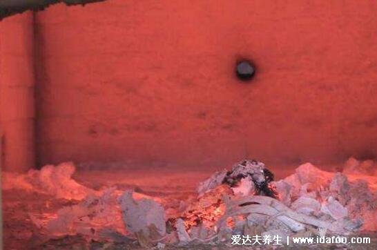 火化为什么要割内脏,会爆炸纯属谣言不割内脏也不切开腹部