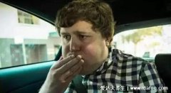 解决晕车的7个小方法,除了风油精还可掐内