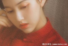 句句深入人心经典句子，简短而又适合自己