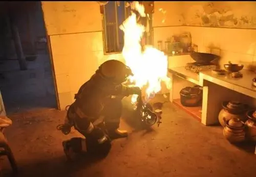 煤气罐在什么情况下会爆炸,不经常维护修理可能爆炸