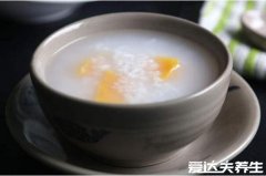 每100克稀饭的热量有59大卡，内附稀饭和粥的