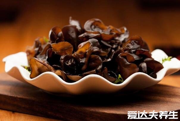 木耳泡多久就不能吃了,最好当天食用(高温环境超过8小时赶紧丢)