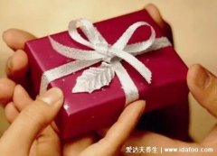 男人内心想收到的礼物，除了手表也可能还