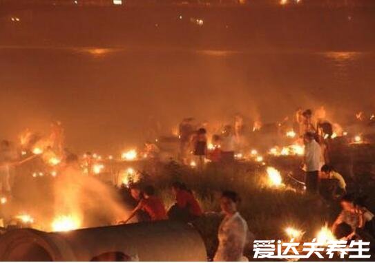 农历七月十五鬼节出生的女孩,为天煞孤星与大福气者配之可破解