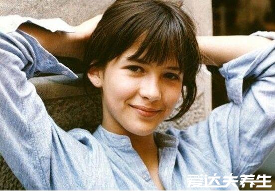 女人味是什么意思,指有魅力的女人也有可能与荷尔蒙有关