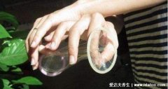 女用避孕套怎么用安全吗，真人使用方法演