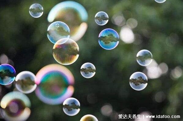 泡泡水的制作方法简单出泡效果好,强推第二种能吹出七彩泡泡