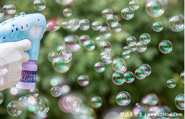 泡泡水的制作方法简单出泡效果好,强推第二种能吹出七彩泡泡