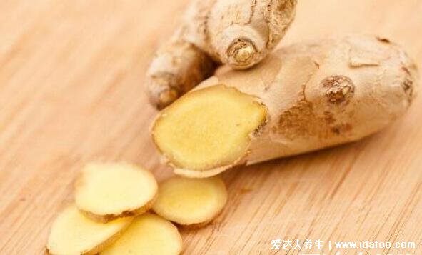 切完辣椒后手很辣怎么办快速缓解灼痛感,用醋或酒精洗手超有效