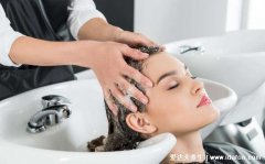 染发后几天可以洗头,3天后再洗颜色更持久