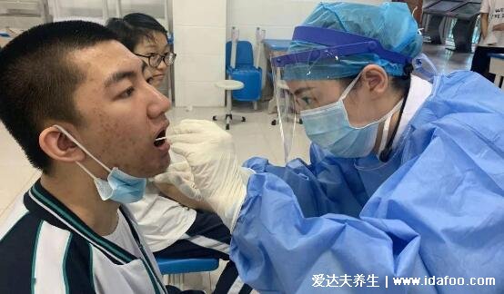 如何正确采集咽拭子,咽拭子采样正确手法图片(简单3步即可采集)
