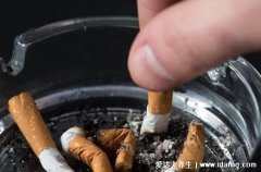 烟灰缸里为什么不能倒水，四点原因(没钱买