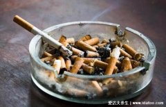 烟灰缸里为什么不能倒水，希望你不会穷到