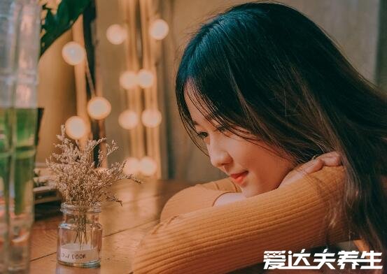 一个人安静的图片及句子,唯美安静中又带着一丝伤感