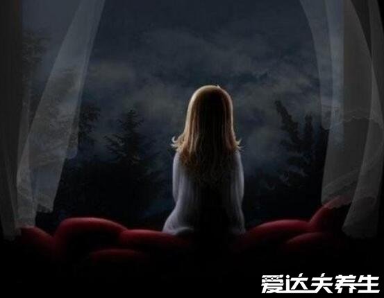 一个人安静的图片及句子,唯美安静中又带着一丝伤感