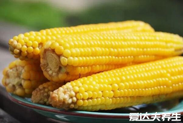 玉米煮多久会熟,甜玉米冷水下锅水开煮10分钟(附煮玉米小诀窍)