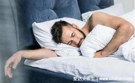 肝不好一臭二黄三多,口臭/皮肤尿液黄/疼痛乏力出血多