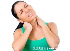 4个动作让颈椎自愈，简单好做立马缓解不适