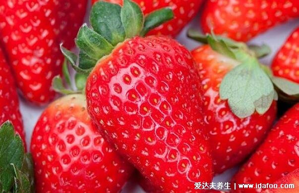 警惕喉癌的5大早期症状图片,中了两点的赶紧去医院做检查