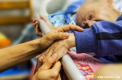 我爸癌症晚期居然好了，真实存在但堪称彩