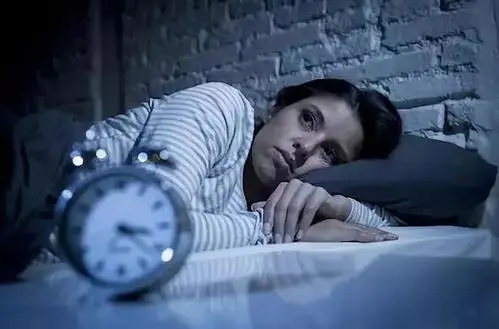 我连续吃褪黑素3年了,可能会内分泌失调(心理压力也要注意)