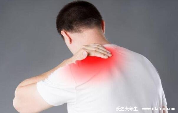 肺癌背疼位置图,上背部疼放射至胳膊痛胸痛(附晚期症状)
