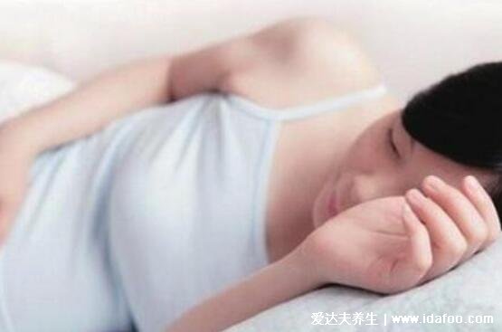 做梦梦到牙齿掉了是什么意思,可能预示着"家有丧事"多注意长辈