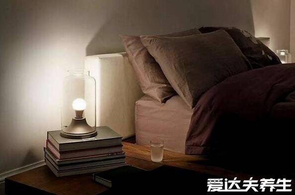 1分钟立马睡着的方法,按摩失眠穴彻底告别失眠