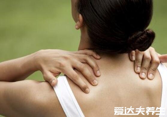 锻炼颈椎的八个动作,强烈推荐第3个简单又好用