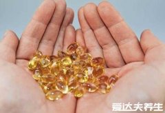 鱼油怎么吃及注意事项，吃饭时直接吃效果