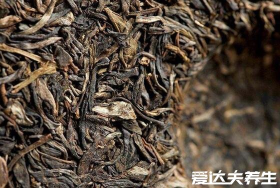 普洱茶生茶好还是熟茶好,从香味上来说生茶略输一筹