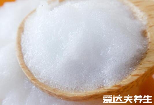 盐水泡脚有什么好处,消炎杀菌多年脚气有救了