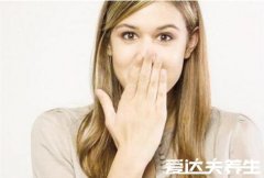 打嗝是什么原因引起的,很有可能是体内正