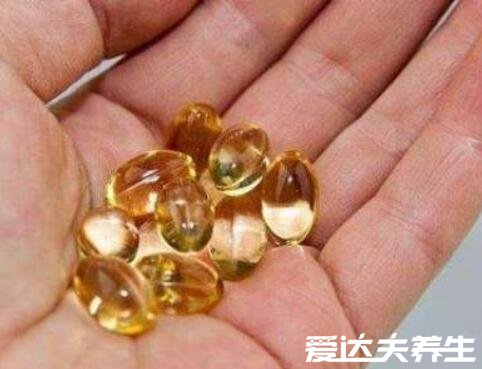 维生素e涂脸正确用法,用错了别说美白还会长脂肪粒