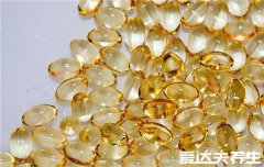 用维e擦脸半年后变化巨大，不仅美白嫩肤