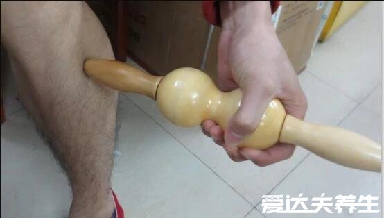 足三里的准确位置图片,握一下膝盖就能精准找到穴位