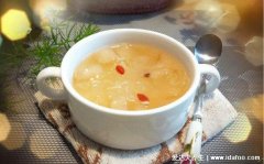 5大冰糖银耳炖雪梨禁忌，孕期生理期/脾胃虚