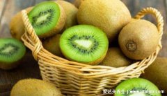 癌细胞最怕什么水果，草莓预防肺癌/喉癌