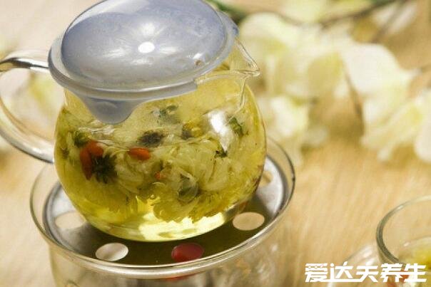 菊花茶的功效与作用,保护眼睛/延缓衰老/防辐射/治疗便秘/清热去火