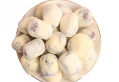 奶枣是什么东西，为大枣/奶粉/杏仁制作而成