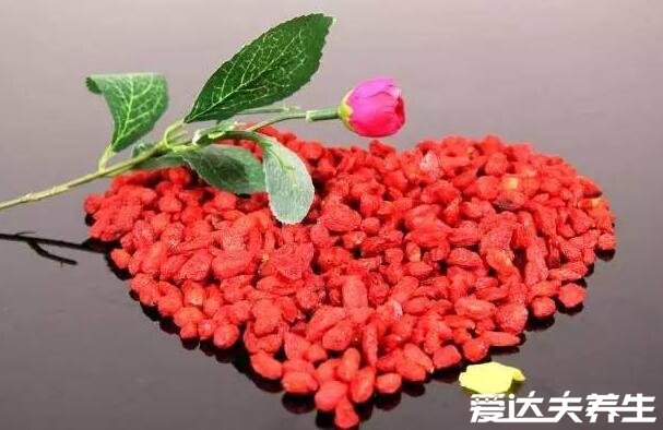 气血两虚吃什么补最快女人,黑芝麻/猪肝/枸杞/红枣/阿胶