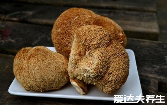 胃不舒服吃3种水果，木瓜/苹果/山楂有效止痛促消化