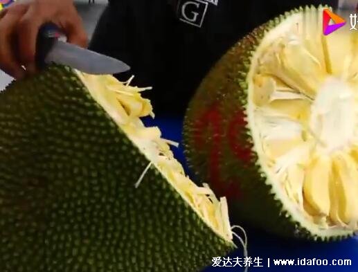 菠萝蜜怎么剥皮小窍门,简单3步快速剥皮有视频(附粘手洗掉的方法)