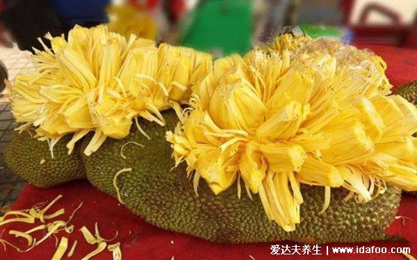 吃菠萝蜜的7大禁忌,一天不要超过500克(脾胃湿热者慎食)
