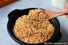 炒米泡水喝有什么功效，教你自制刮油减肥